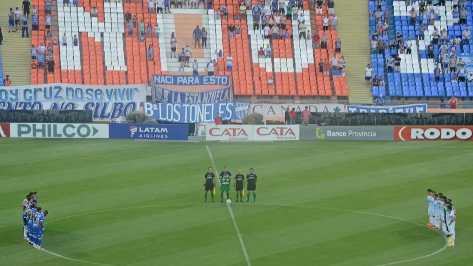 En Mendoza, Atlético y Godoy Cruz también homenajearon a Chapecoense