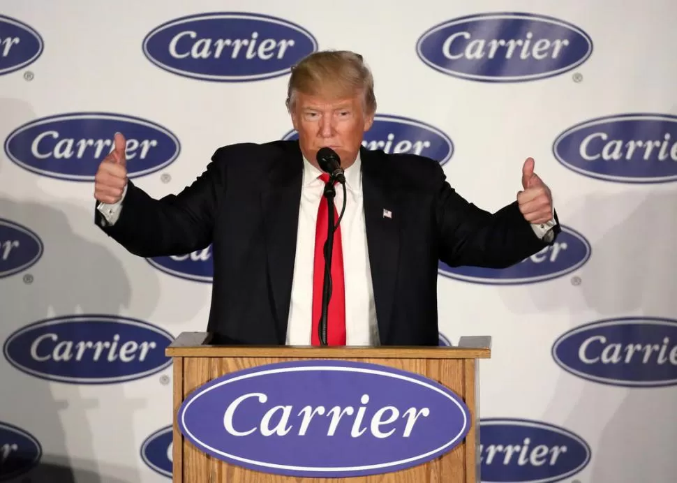 VISITA. Donald Trump se presentó ante los trabajadores de Carrier, la empresa instalada en Indiana, donde gobierna Mike Pence, quien será el vicepresidente. reuters