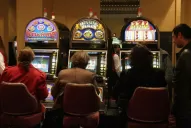 Las casas de juegos de azar tendrán un tope horario y no podrán instalar cajeros automáticos