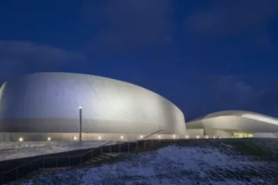 Un acuario que simula el hábitat marino