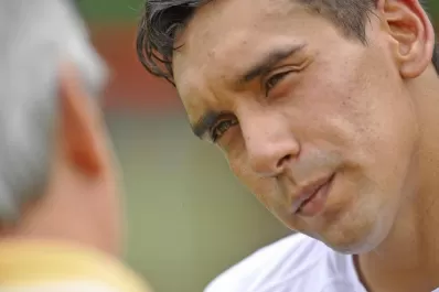 Claudio Vega ya es uno más del plantel