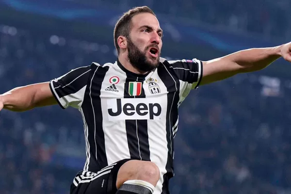 Higuaín volvió a marcar y está feliz