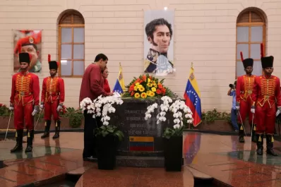 Maduro acusa a Temer del golpe parlamentario contra Dilma