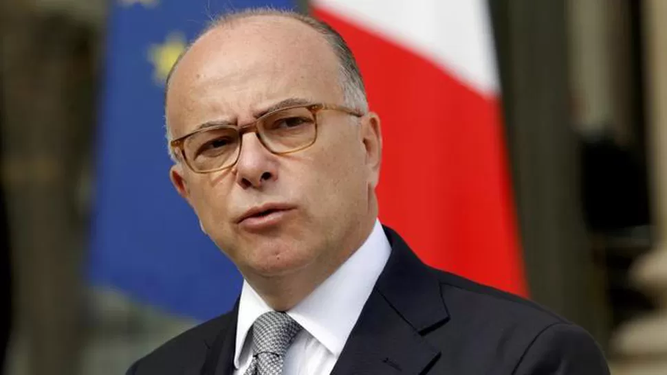 BERNARD CAZENEUVE. Primer ministro francés. FOTO TOMADA DE ELMUNDO.ES