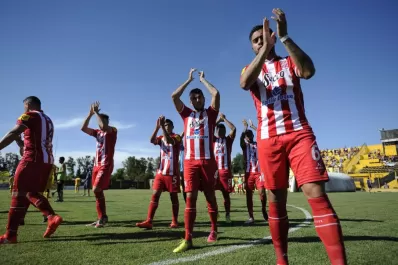 San Martín quiere la frutilla del postre