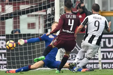 Con dos goles de Higuaín, Juventus se quedó con el clásico ante Torino