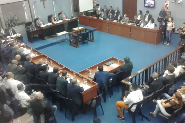 JORNADA INICIAL. Sala del Tribunal Oral Federal. FOTO JORGE OLMOS SGROSSO. 