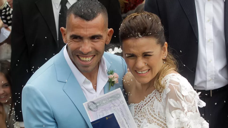 HAY AMOR. Carlitos y Vanessa se casaron después de más de una década de convivencia. DYN