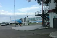 Luego de la apertura del Aeropuerto, y con varias horas de retraso, llegaron los pasajeros