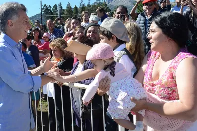 Siete personas fueron aprehendidas por las agresiones a Macri en Neuquén