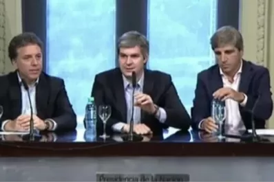 Uno de los principales objetivos es reducir el déficit fiscal, dijo Dujovne