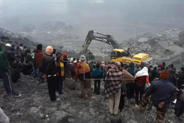 Video: al menos 5 mineros murieron y otros 23 permanecen desaparecidos tras derrumbarse una mina