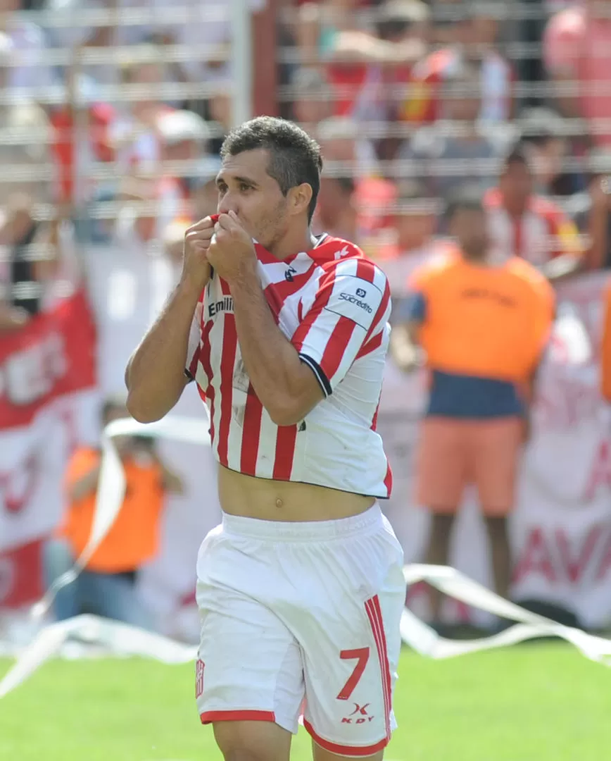 FIGURA. Los goles de Gonzalo Rodríguez fueron claves en el ansiado ascenso. la gaceta / foto de hector peralta (archivo)