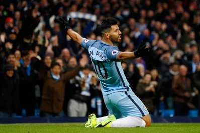 Con un golazo de Agüero, Manchester City volvió al triunfo