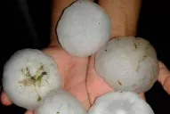 Fotos: cayó granizo del tamaño de pelotas de tenis en Entre Ríos