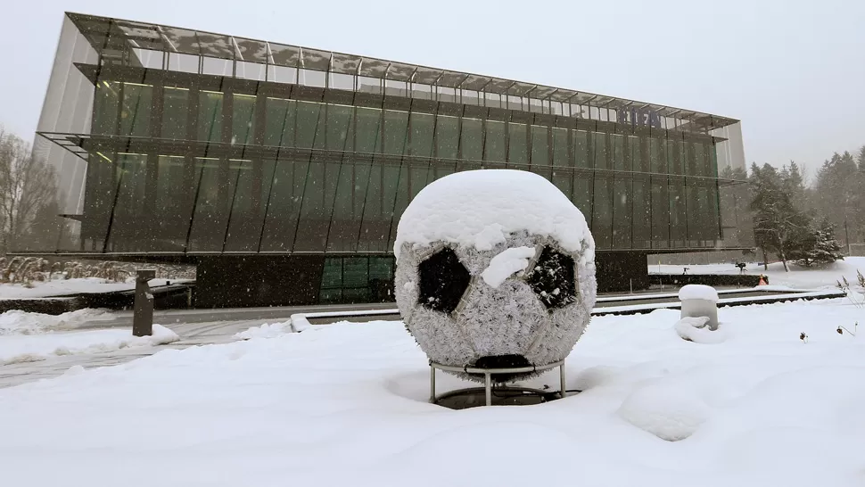 DEFINIDO. El Consejo de la FIFA lo resolvió durante la fría mañana de Zurich. REUTERS