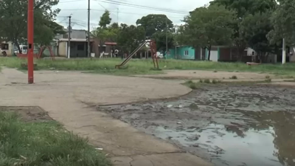 Vecinos de Banda del Río Salí se quejan del mal estado de una plaza