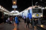Inundaciones: suspenden las salidas de los trenes que unen Tucumán con Buenos Aires