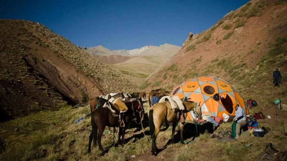 INMENSIDAD. Historia, naturaleza y aventura a caballo se conjugan en esta experiencia mágica. FOTO TOMADA DE ANDES-VERTICAL.COM
