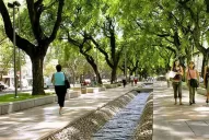 Visitá las históricas calles mendocinas