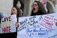 Una marcha de mujeres opaca el primer día de Trump como Presidente