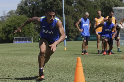 Boca, ya sin Tevez, mide fuerzas con Estudiantes