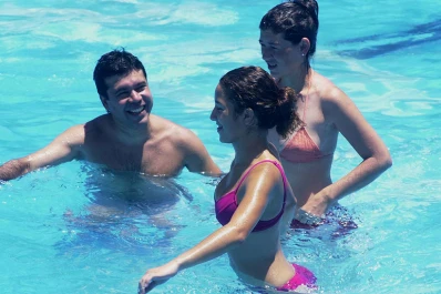 Fin de semana con mucho calor: todos los planes deberán incluir pileta