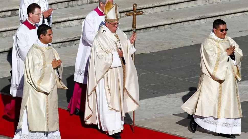 BROCHERO, EL SANTO. El cura cordobés fue canonizado por el papa Francisco en la ceremonia del 16 de octubre de 2016, que fue seguida en toda Argentina. lanacion.com