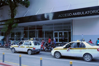 Un hombre fue baleado cuando quiso impedir que asaltaran a su hija