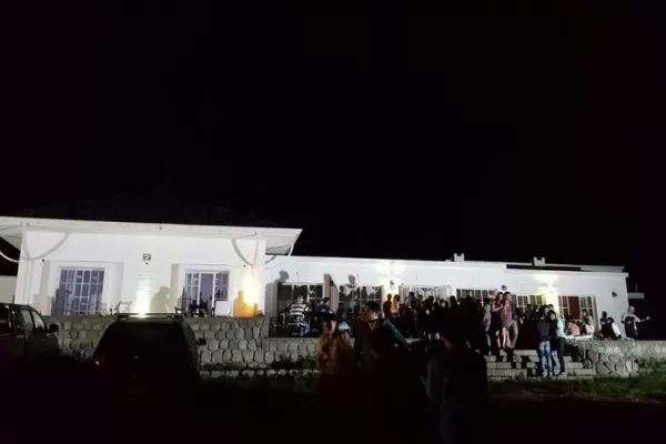 El pub en Tafí: los vecinos filmaron adentro e irán a la Justicia