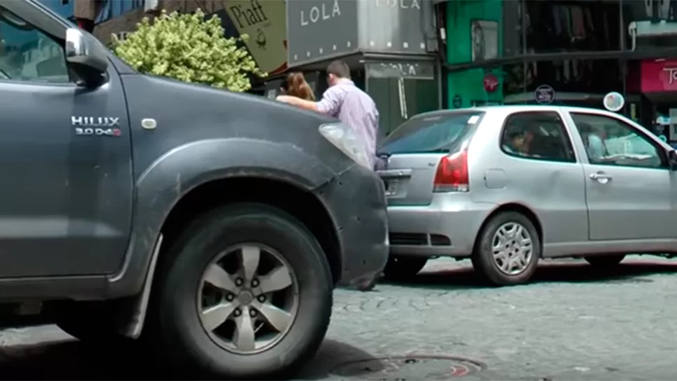 Video: las infracciones más comunes en las calles de la ciudad