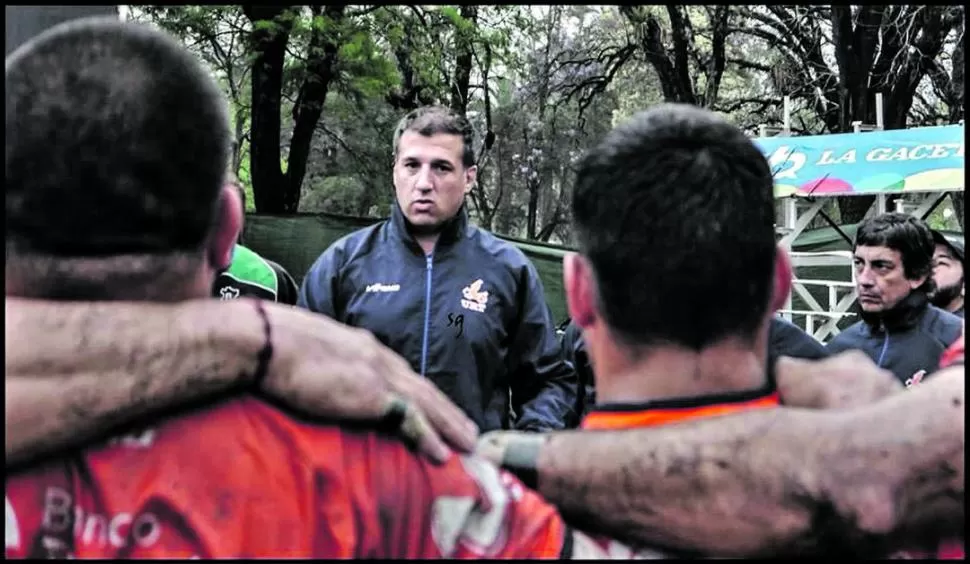 EVOLUCIÓN. “La figura del head coach en los clubes es necesaria. El rugby demanda cada vez más tiempo, hay nuevos detalles a trabajar”, opinó José Macome. foto de Sergio Herrera