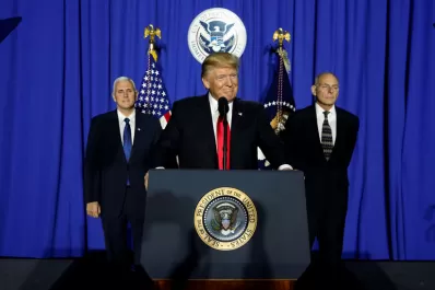 Trump amenaza a Peña Nieto: si México no paga el muro es mejor que cancelemos la reunión