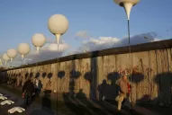 Alemania se ofrece a explicar a Trump la historia del Muro de Berlín