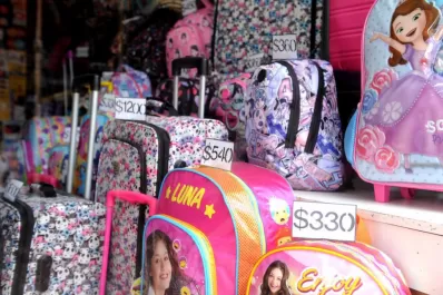 El Gobierno advirtió que abrirá más las importaciones si el comercio sube los precios