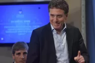 Dujovne quiere modificar el sistema tributario y apuntó a eliminar Ingresos Brutos