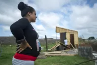 Yamila Jiménez vio cómo el viento se llevaba su casilla en Lastenia
