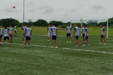 Libertadores: Lavallén dio la lista de concentrados para enfrentar a Junior, en Colombia