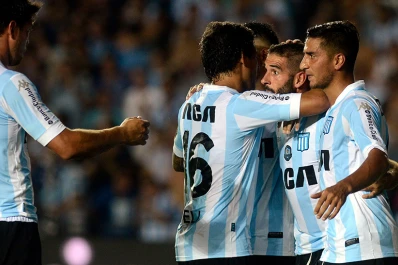 Lisandro López se rompió los ligamentos en la victoria de Racing