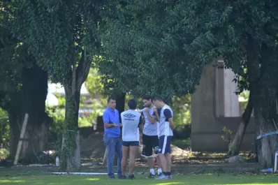 Leito tocó todos los temas: paro, premios y logística