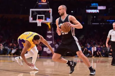 Eligieron una jugada de Manu Ginóbili como la mejor en la historia de la NBA