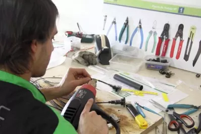 La prohibición de usar el celular mientras se maneja