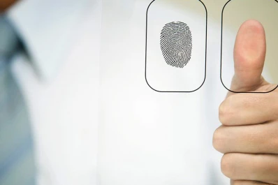 Se podrá extraer dinero con huellas digitales