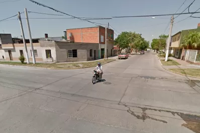 Un policía se tiroteó con cuatro motochorros que quisieron asaltarlo