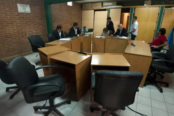 Un concejal de Yerba Buena denunció que no lo dejan asumir