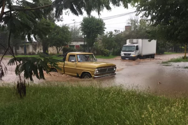 Inundaciones en el sur tucumano: las fotos que enviaron los vecinos de distintos barrios
