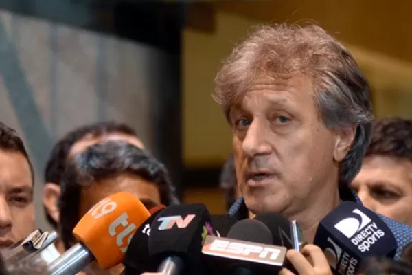 El paro de futbolistas se levantaría mañana y habría fútbol el fin de semana