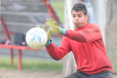 En San Martín, Carrizo relegaría al banco a Taborda