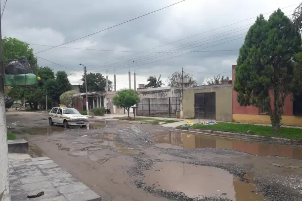 La falta de pavimento es un dolor de cabeza en el Smata II