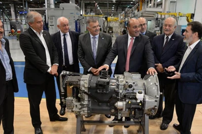 Manzur convoca a empresas por el empleo y la pobreza